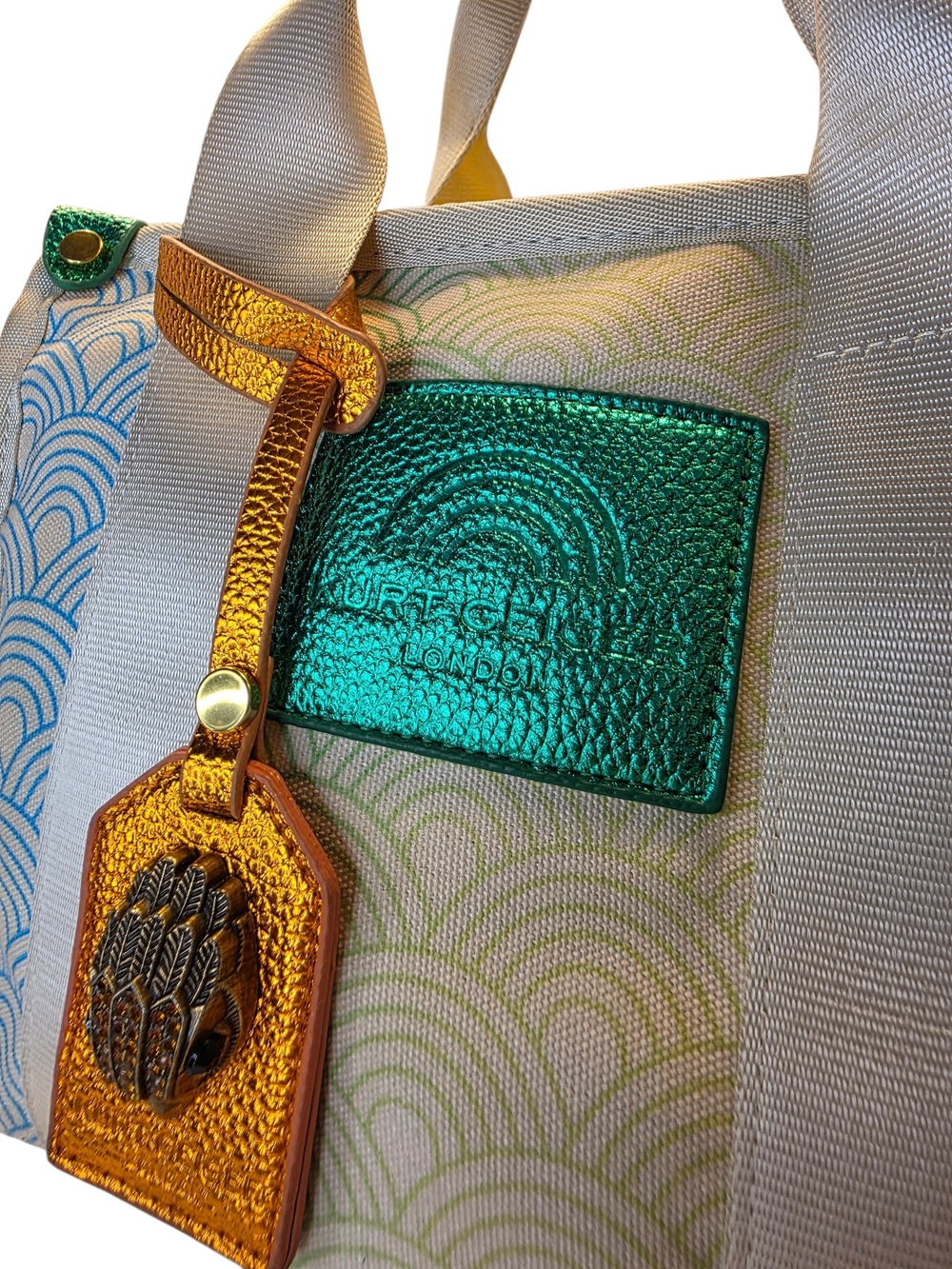 Multicolor Wave-Pattern White Tote with Gold Accent - Picture 6 of 11